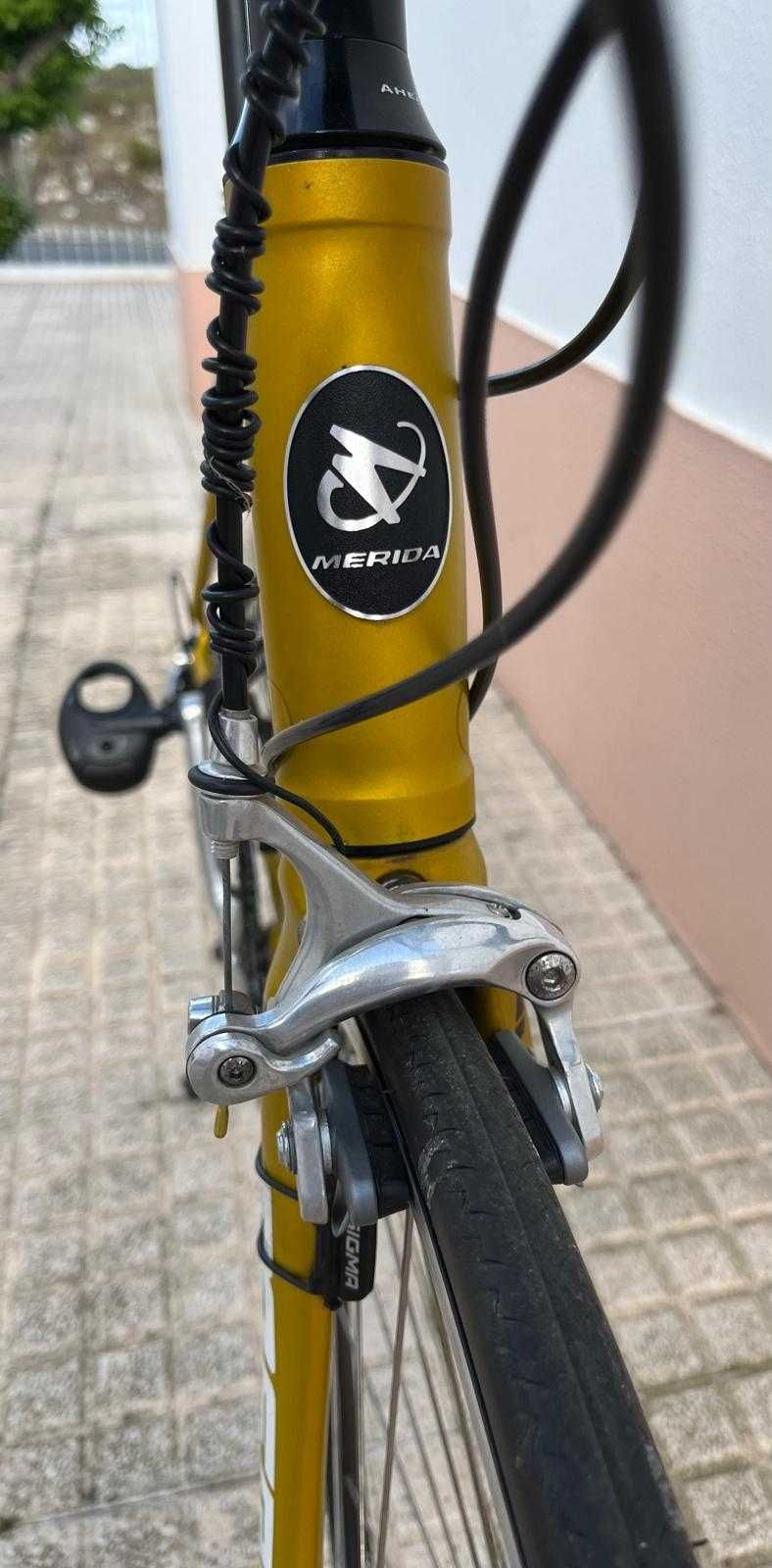 Bicicleta de Estrada Mérida 880