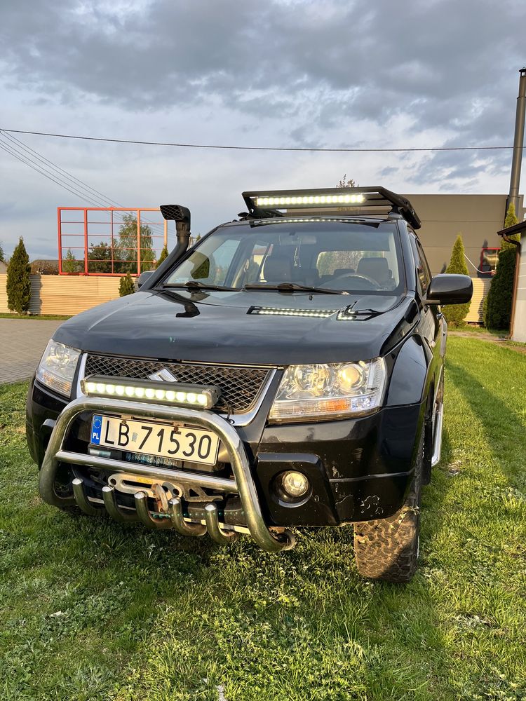 Suzuki Grand Vitara 2 4x4 offroad