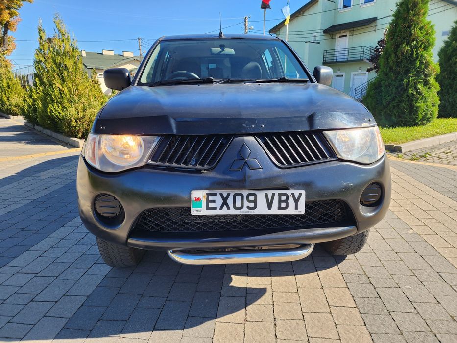 Mitsubishi L200 2009 рік в Україні!