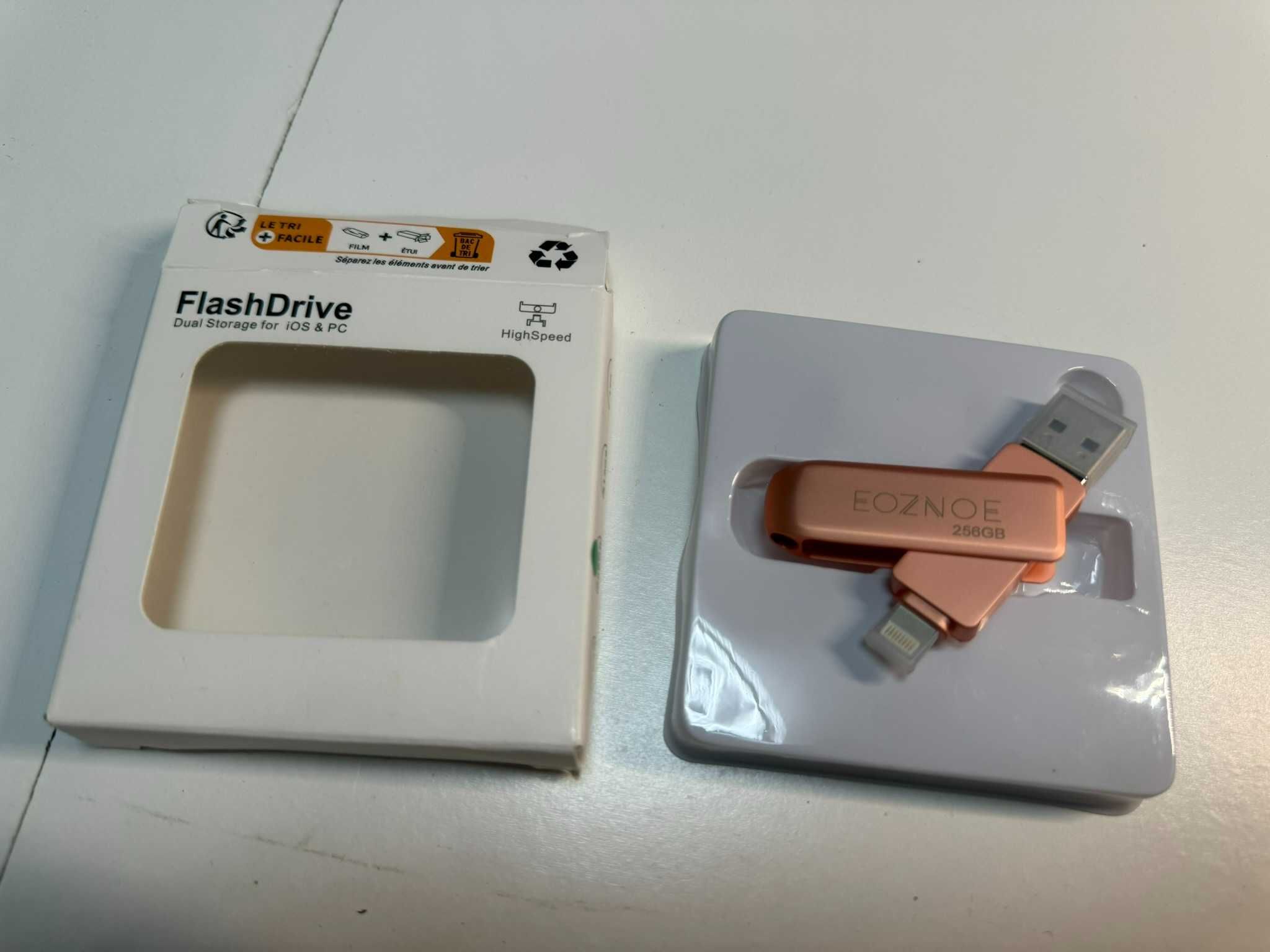 Nowy pendrive 256 GB (71)