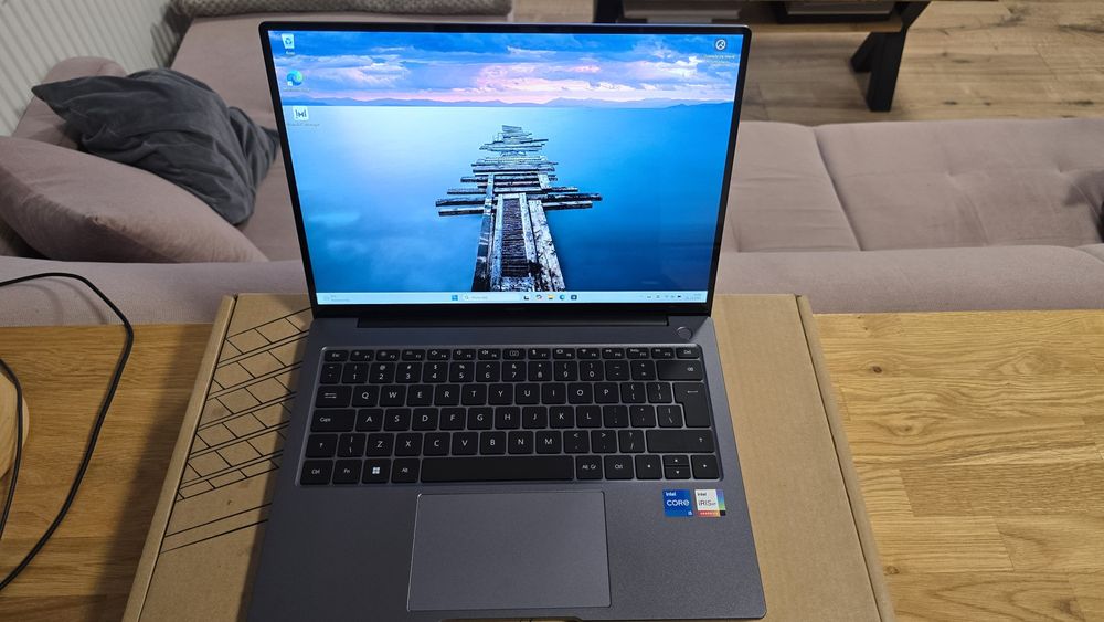 Huawei MateBook 14 (2022) i5-1240P / 16GB RAM / 512GB SSD / Win11
