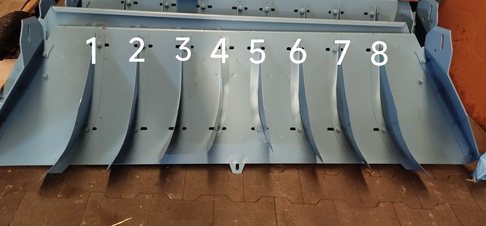 Kierownica grzebień wylot rozdrabniacz sieczkarnia BIZON Wągrowiec