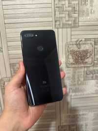 Продам Xiaomi Mi 8 Lite 4/64 в хорошем состоянии