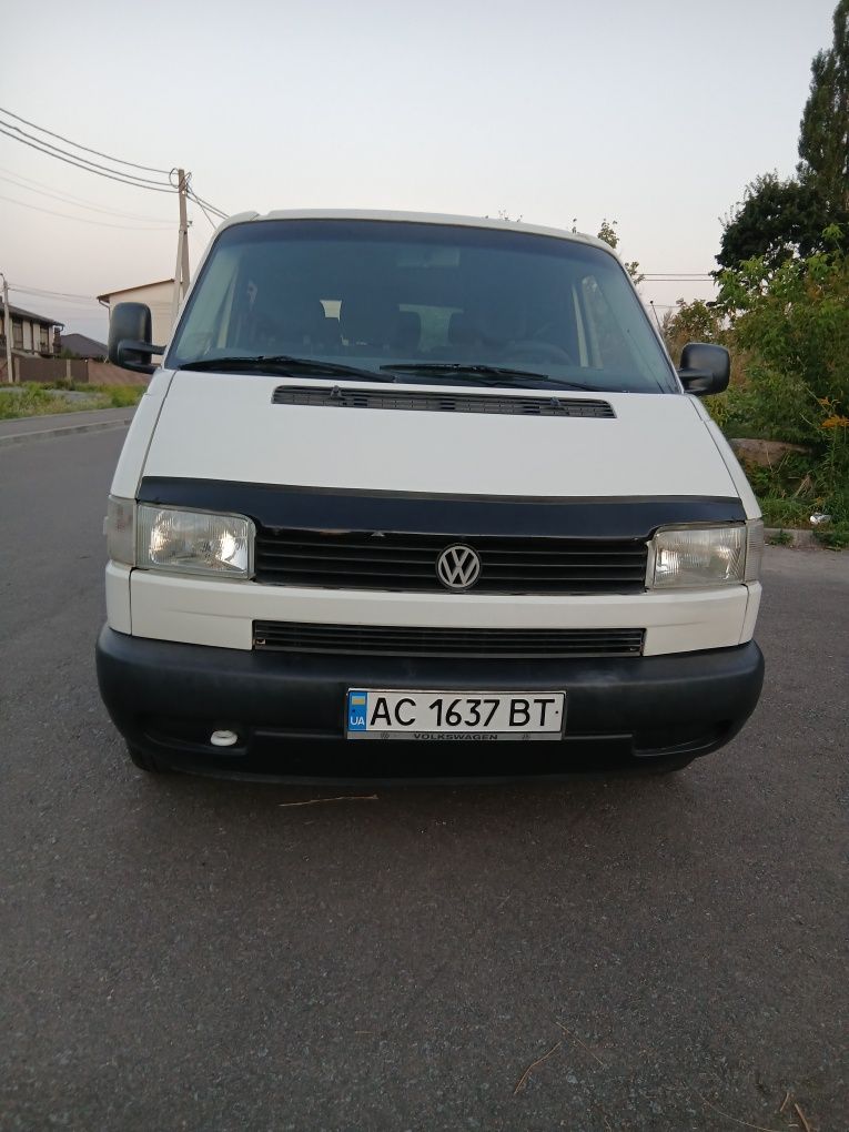 Volkswagen T4 1.9 t.d вантажо-пасажир 9місць. 99р.