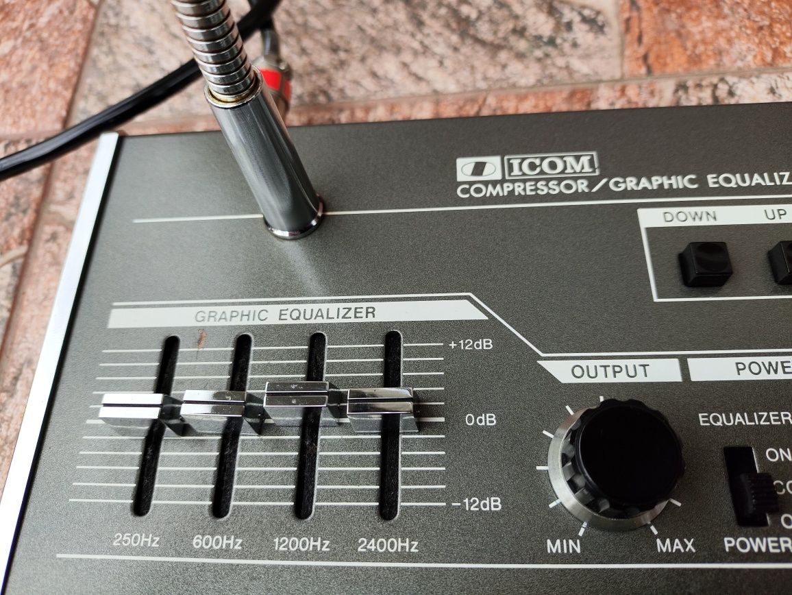 Icom SM-10 mikrofon stołowy radioamatorski