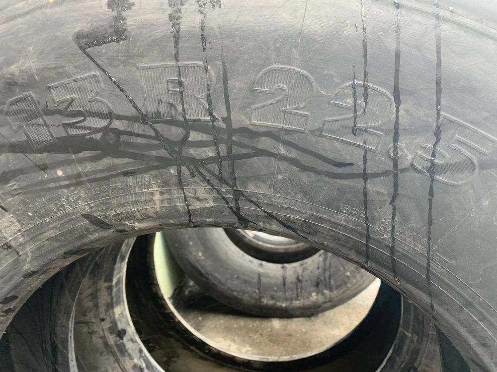 X33- 13 R22,5 Michelin / bez napraw