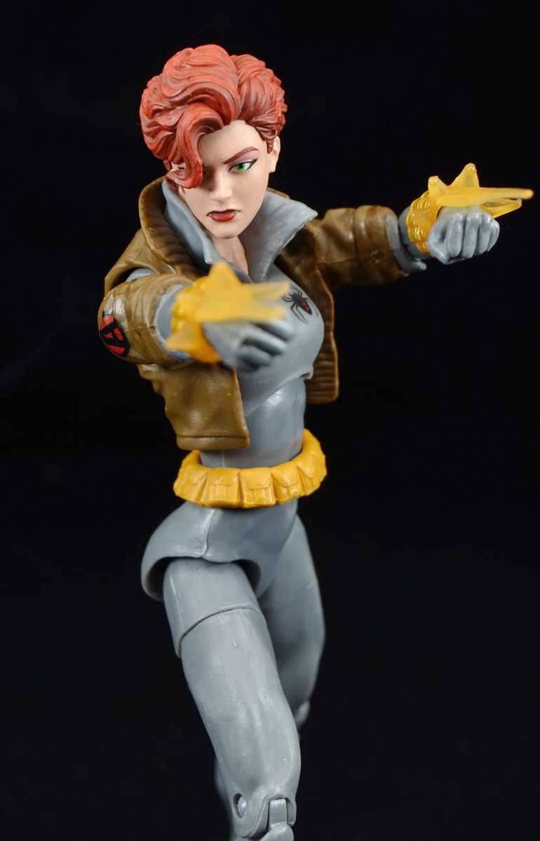 Marvel Legends Black Widow Figura de Ação