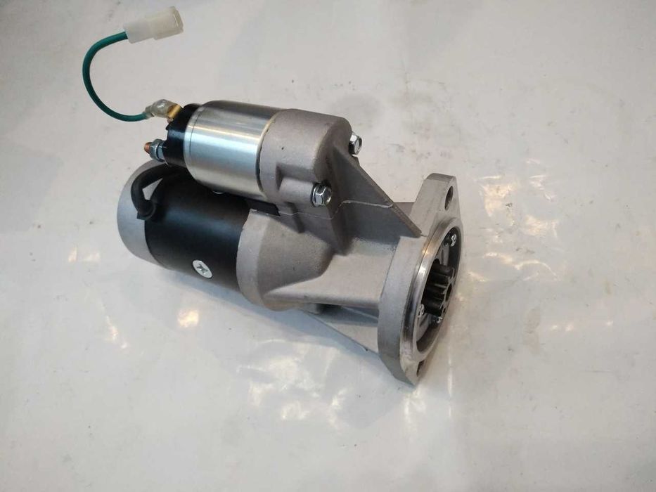 Стартер на спецтехнику, погрузчик