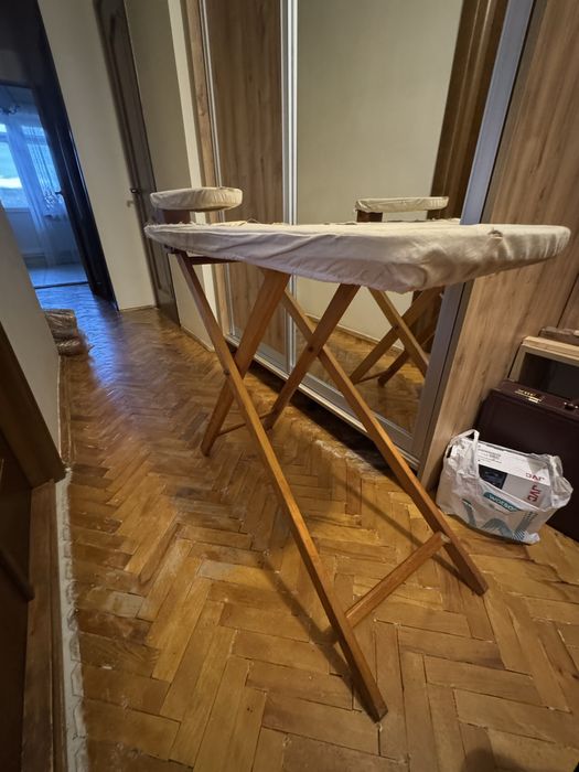 Гладильна,прасувальна дошка