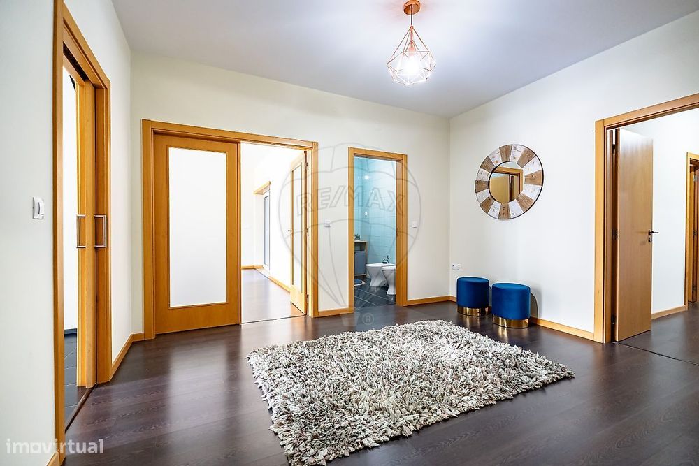 Apartamento T4 para venda