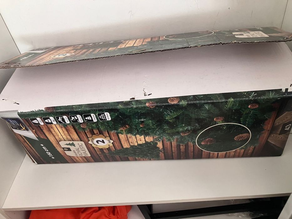 Árvore de Natal com enfeites