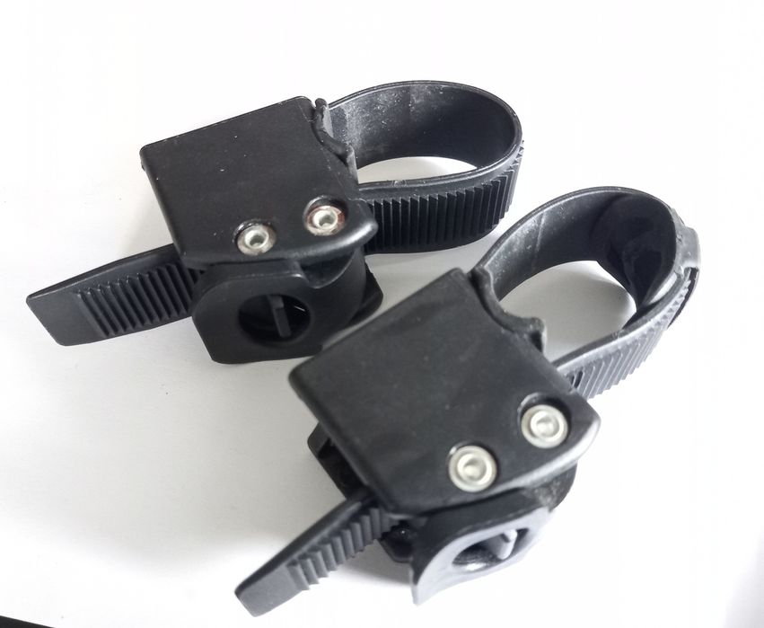 Adapter zaciskowy do dostawki do wozka