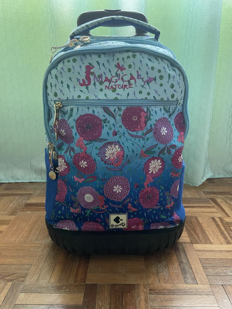 Mochila com rodas