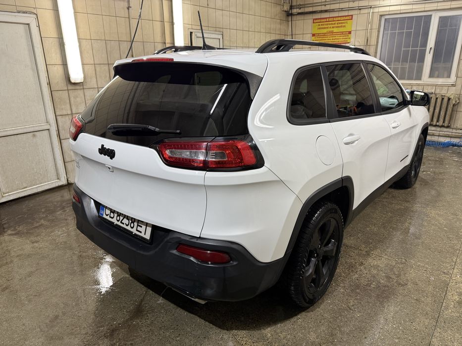 Продаю Jeep Cherokee 2015