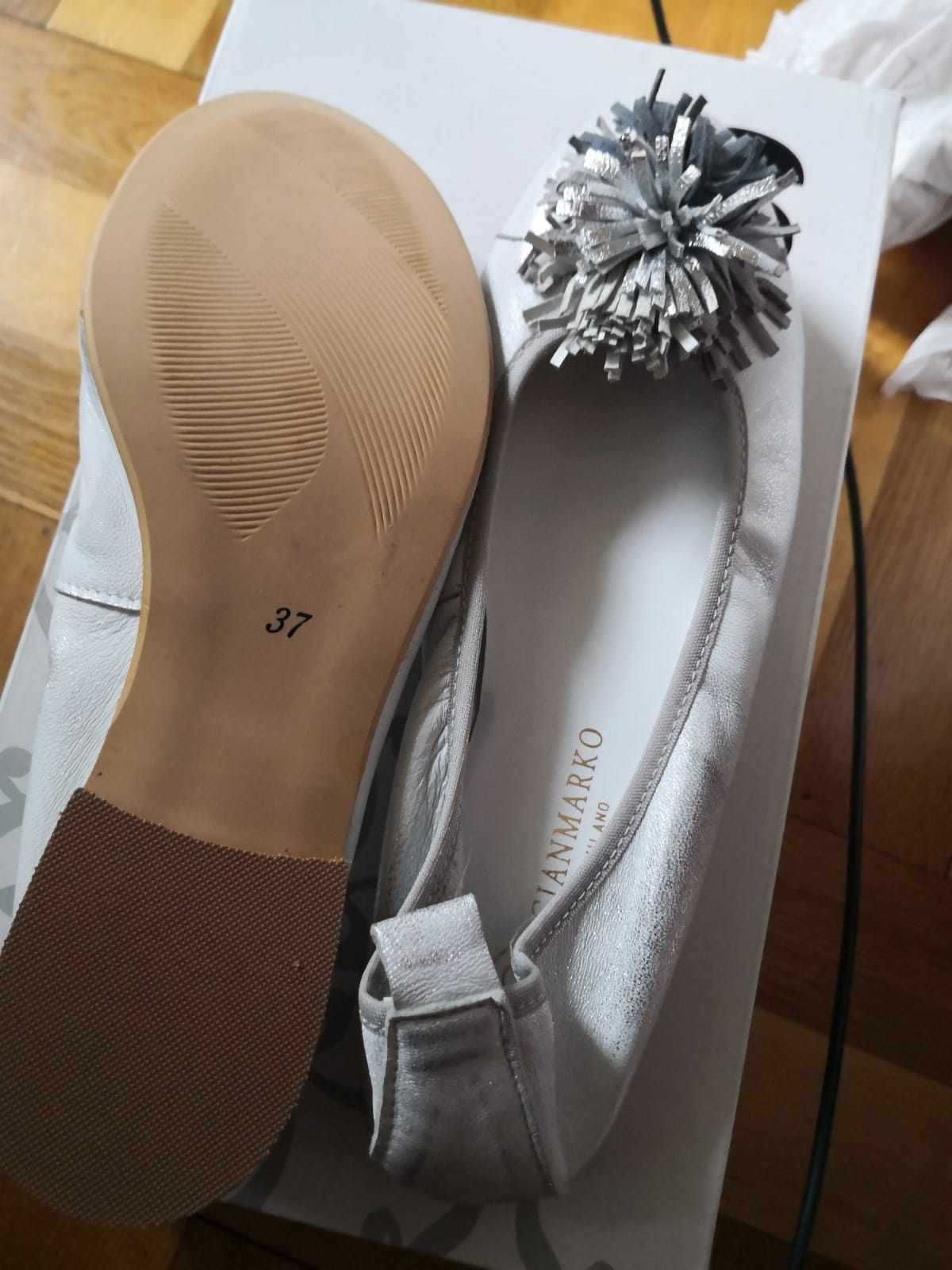 Nowe skórzane baleriny z pomponami Gianmarko r 37 b wygodne wkł 24cm