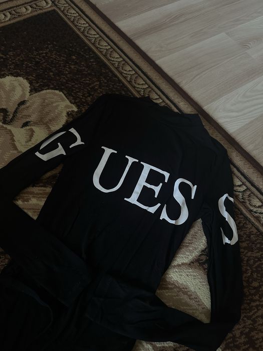 Боді Guess xs-s чорне