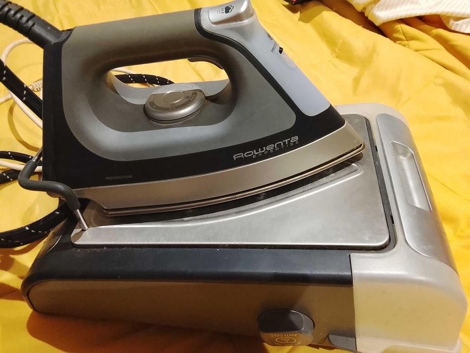 Ferro a vapor Rowenta