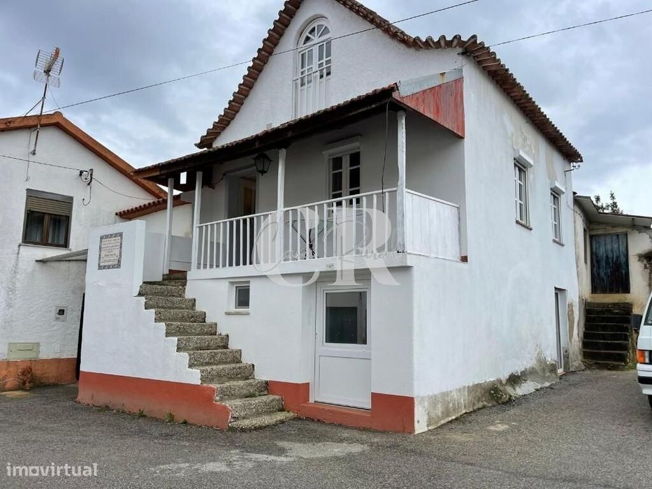 Casa de 2 Quartas em Alvoeira Mouronho Arganil
