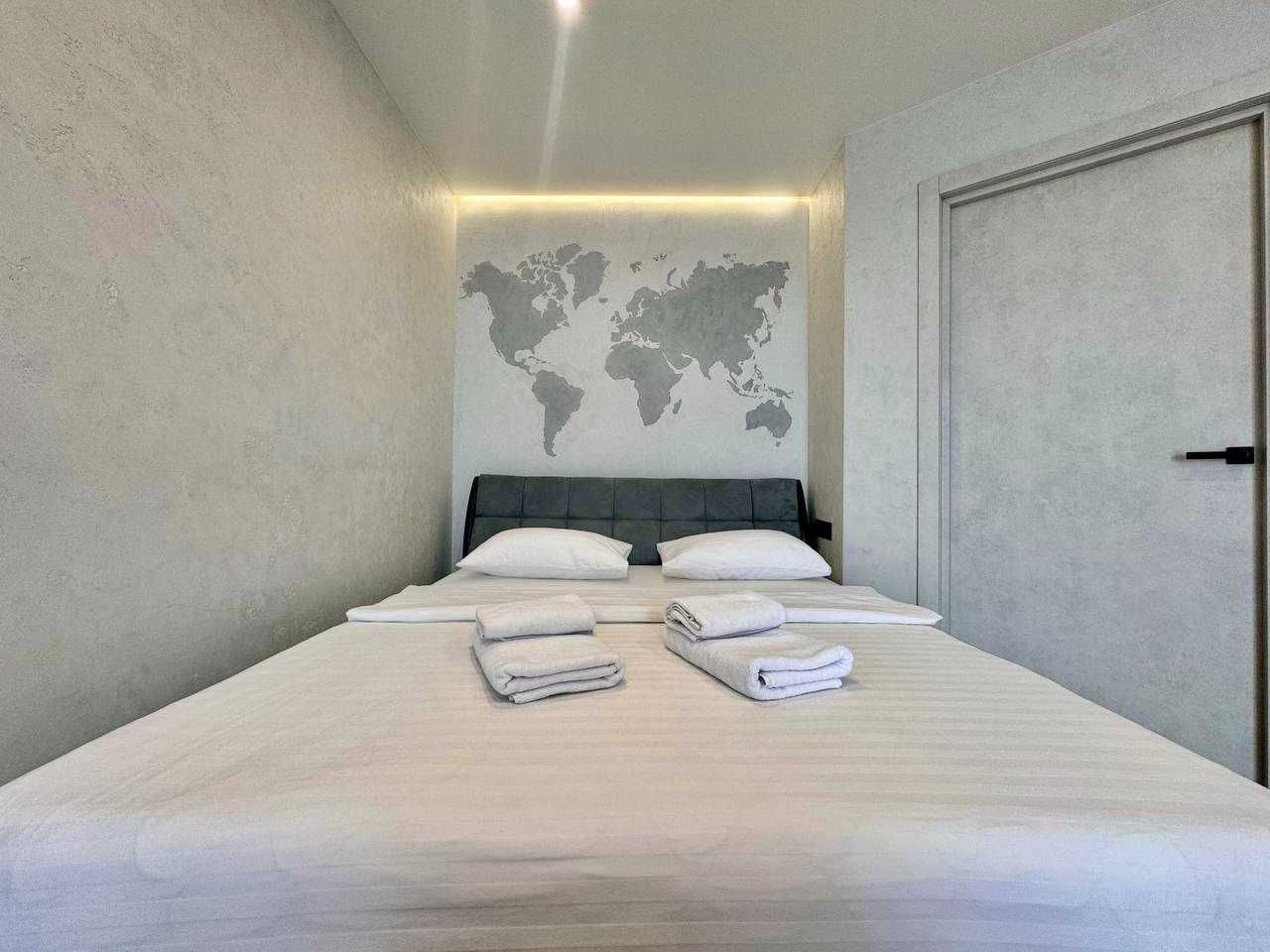 ApartPoltavaРозкішна 1-кімн ЦЕНТР міста, ТРОПІЧНИЙ душ.  КВЕДи 55.10