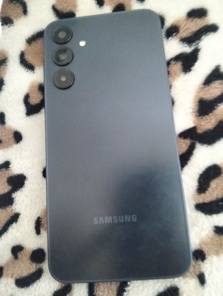 Samsung A16 como novo