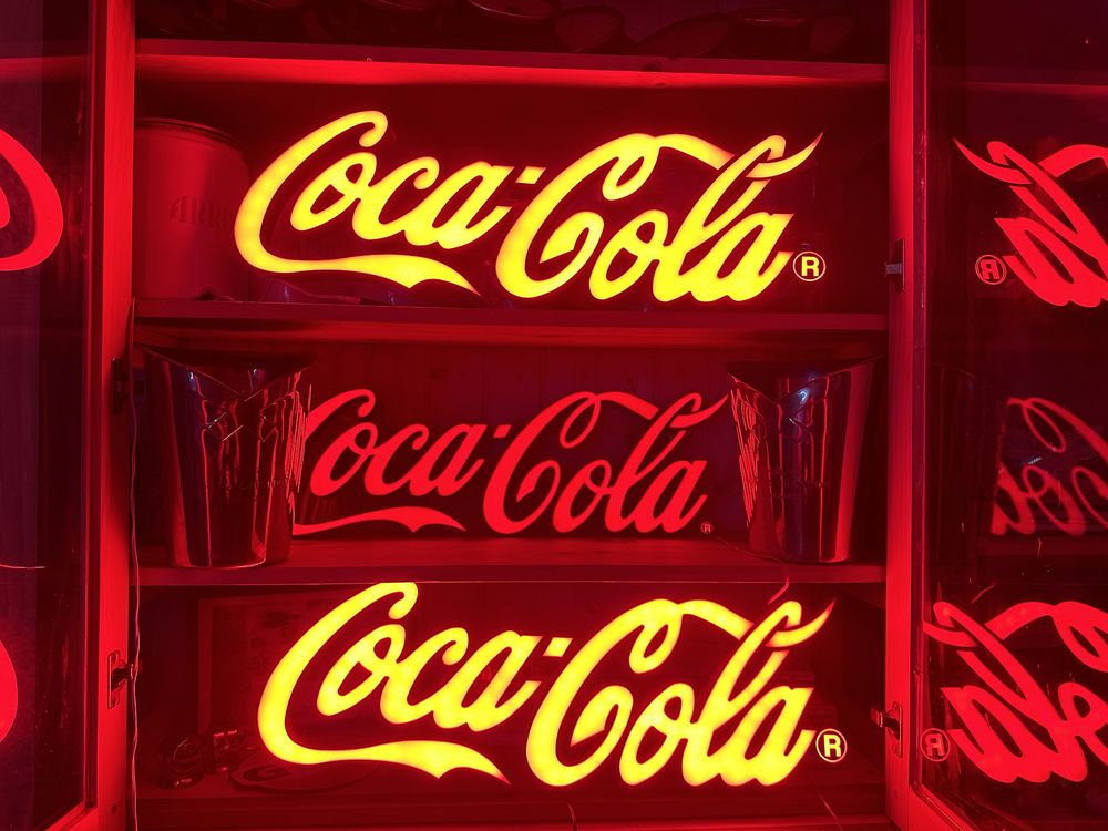 Reclame publicitario led da coca cola