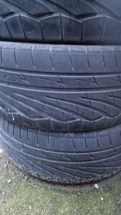 Opony 215/55r16 TOYO