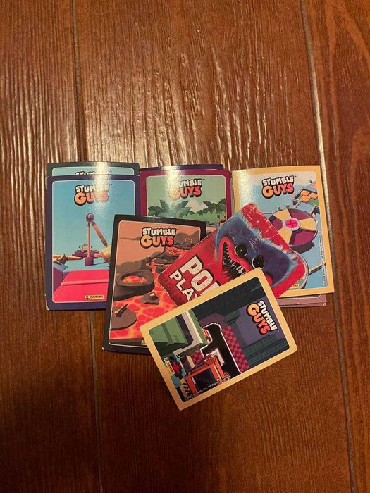 Vou vender lápis.  pastas de papelaria.  carros de brinquedo  cartões