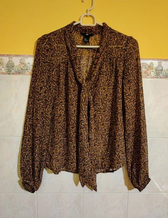 Wzorzysta bluzka szyfonowa wiązanie H&M