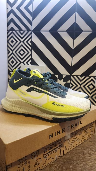 Кроссовки женские Nike Pegasus Trail 4 Gore-Tex White/Olive Оригинал