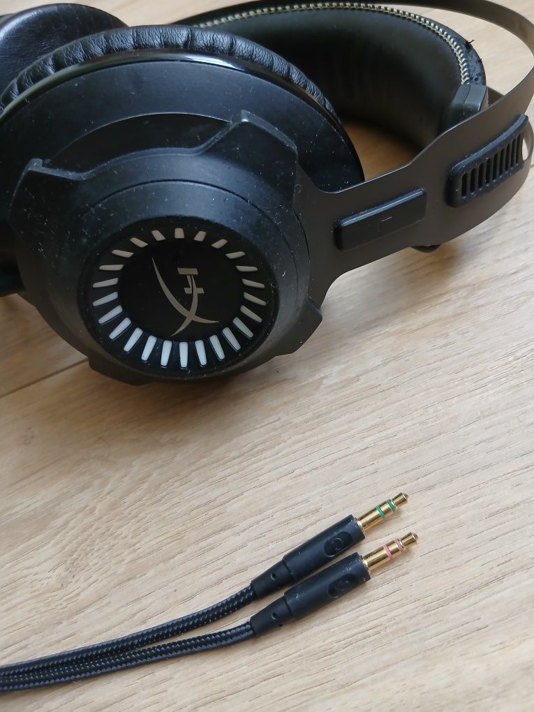 Продам ігрові навушники HYPERx