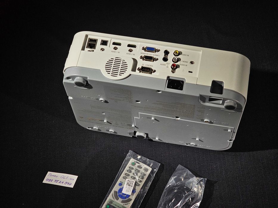 Проектор NEC ME331W, 1280х800 WXGA 3300люм ANSI, 3LCD,