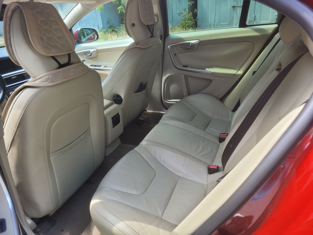 Продам Volvo s60