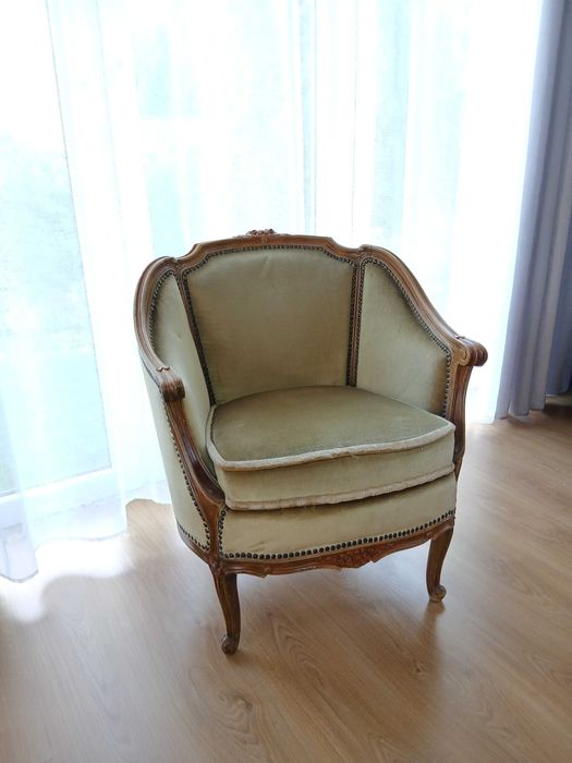 Fotel w stylu rokokowym Berżera Styl Ludwikowski Tapicerowany Antyk