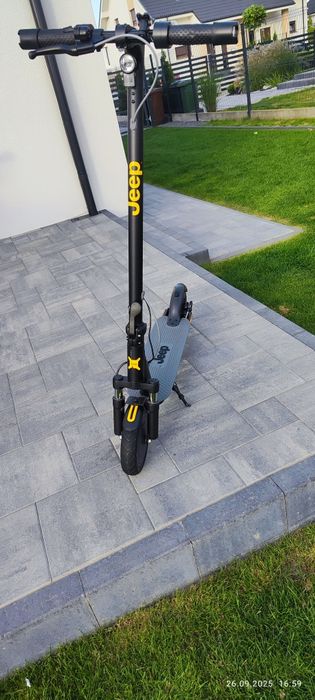 Chulajnoga elektryczna Jeep Sentinel