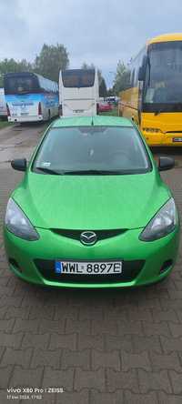 Mazda 2 Mazda 2 - mały przebieg