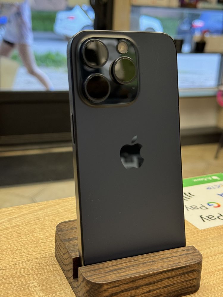 Iphone 15 Pro 256 Gb. Neverlock