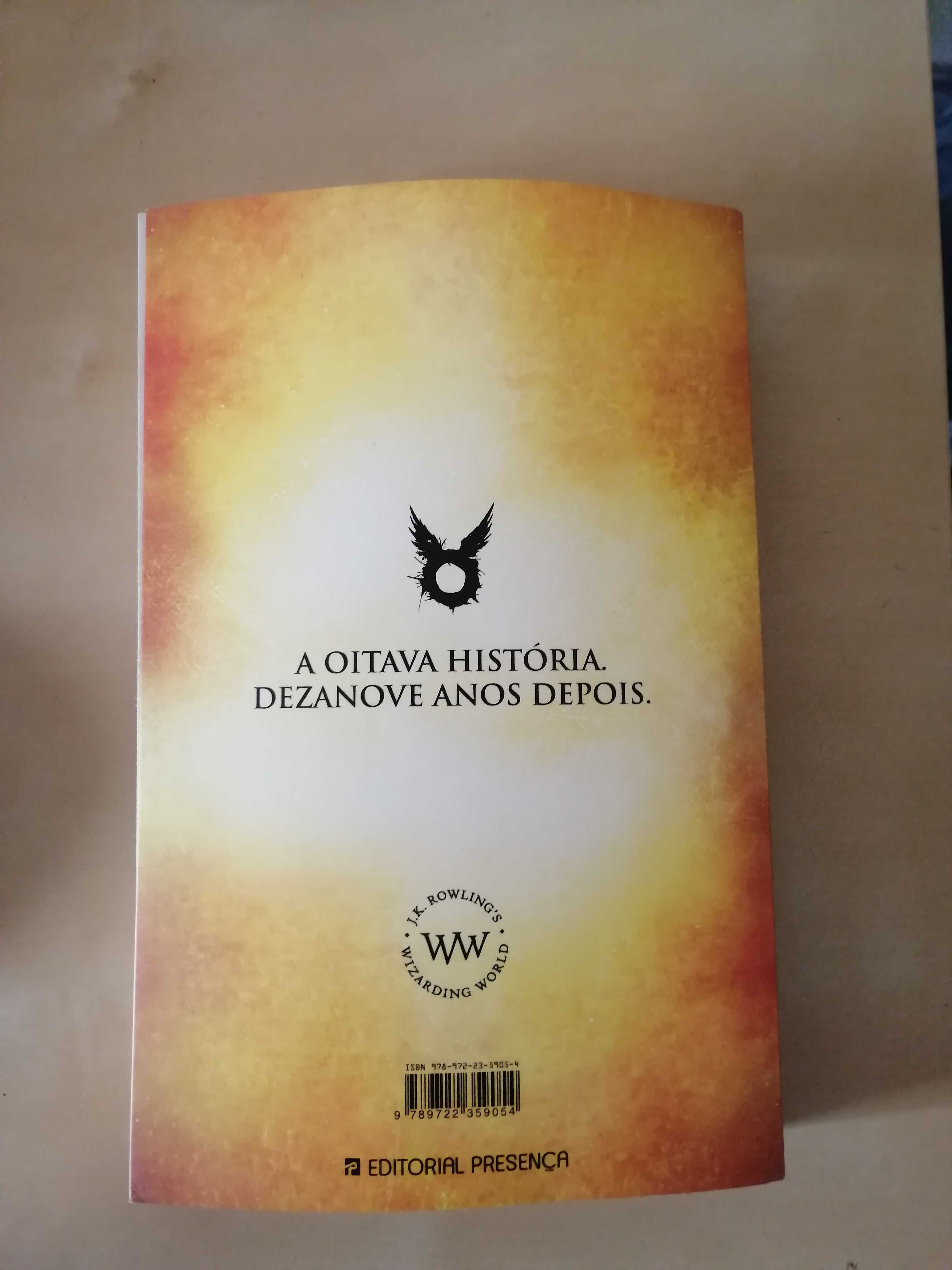 Livro Harry Potter e a Criança Amaldiçoada