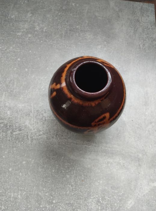 Ваза для цветов из глины