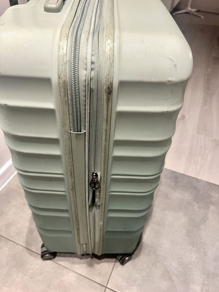 Валіза American Tourister