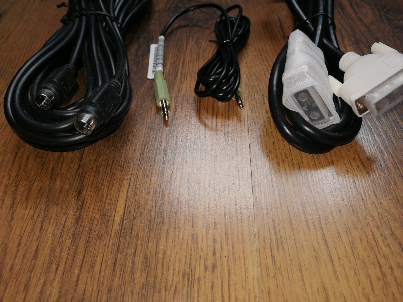 Nowe kable mikro usb oraz do starszych modeli komputerów