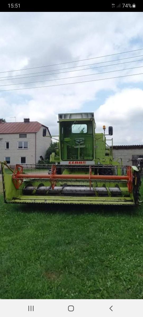 Claas Dominator 80