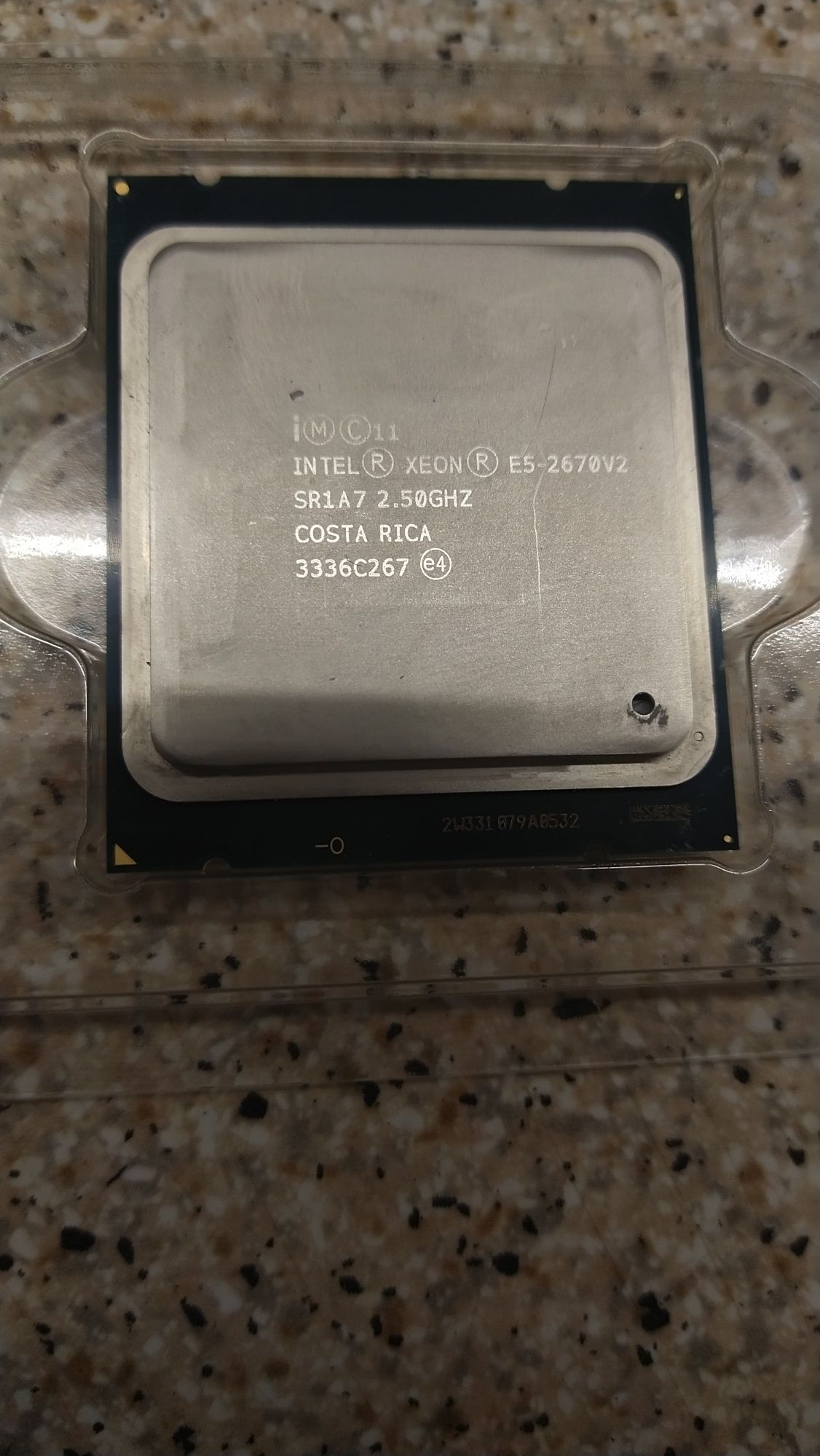 Процессор Intel Xeon E5 2670 V2