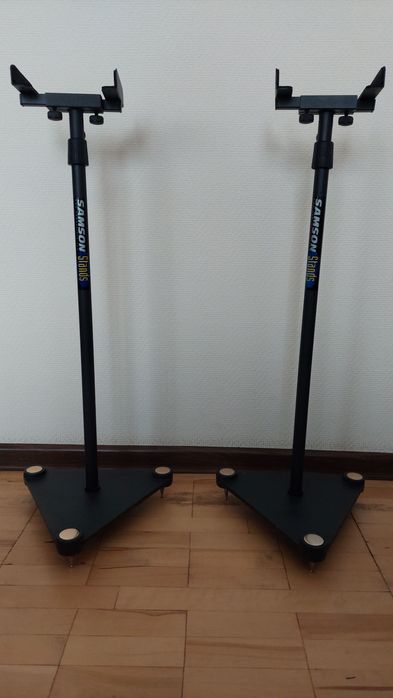 Стійки для моніторів Samson Stands MS100.