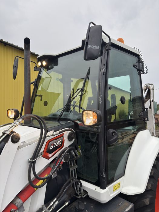 Продам Экскаватор-Погрузчик BobCat B730R 2021 год в отличном состоянии