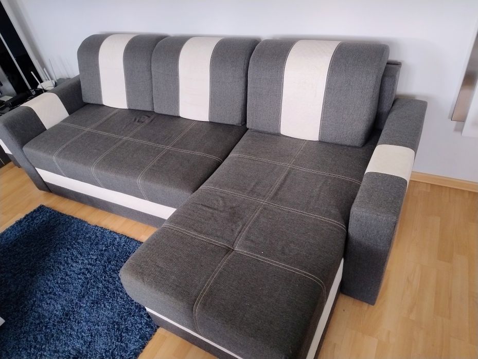 Narożnik L 240/145 szary/biały + pufa z 2 szt.