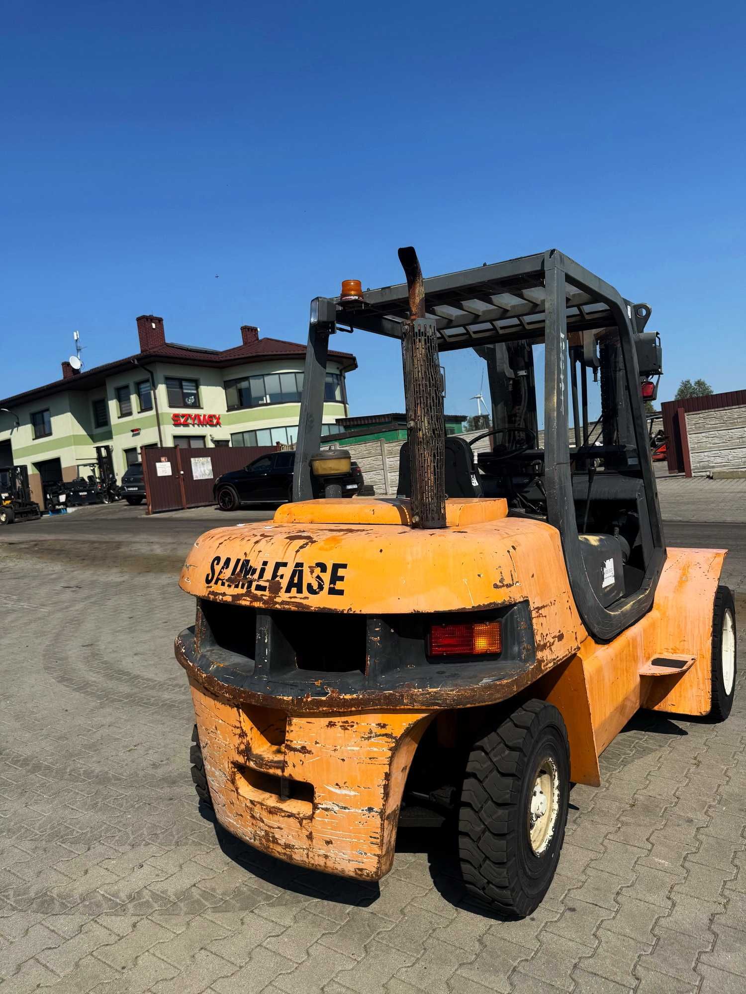 wózek widłowy terenowy SAMSUNG SF40D Triplex 4000kg PERKINS bliźniak