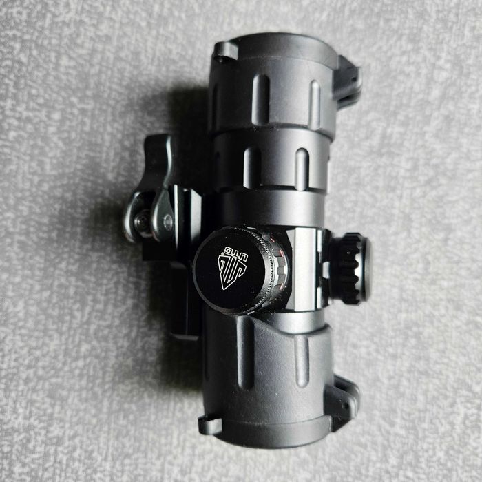 Kolimator UTG DS3840W