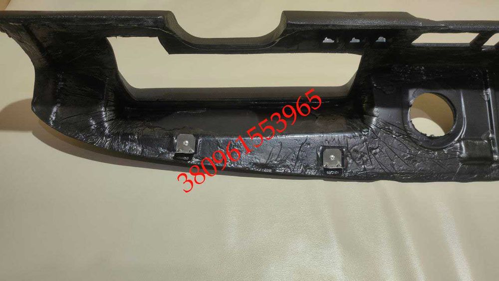 Панель приборов ВАЗ2121 старого образца с крышкой бардачка(новая)