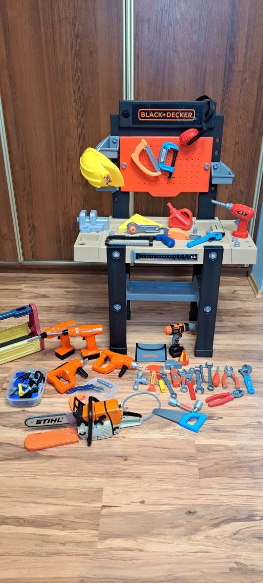 Warsztat Black&Decker stół dużo narzędzi dla dziecka
