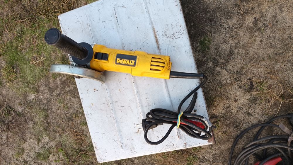 Продам  професійні   болгарки.